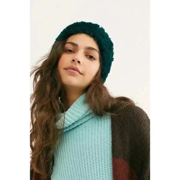 Free People Head in the Clouds Beanie - Picture 4 of 5